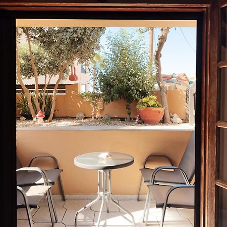 Villa Eleni Seaside Apartments Platanés 外观 照片