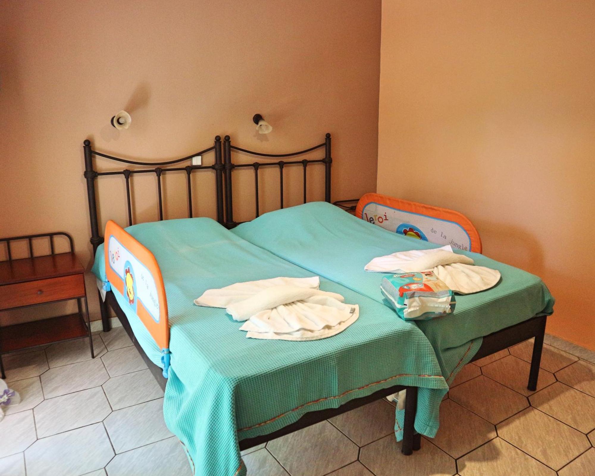 Villa Eleni Seaside Apartments Platanés 客房 照片