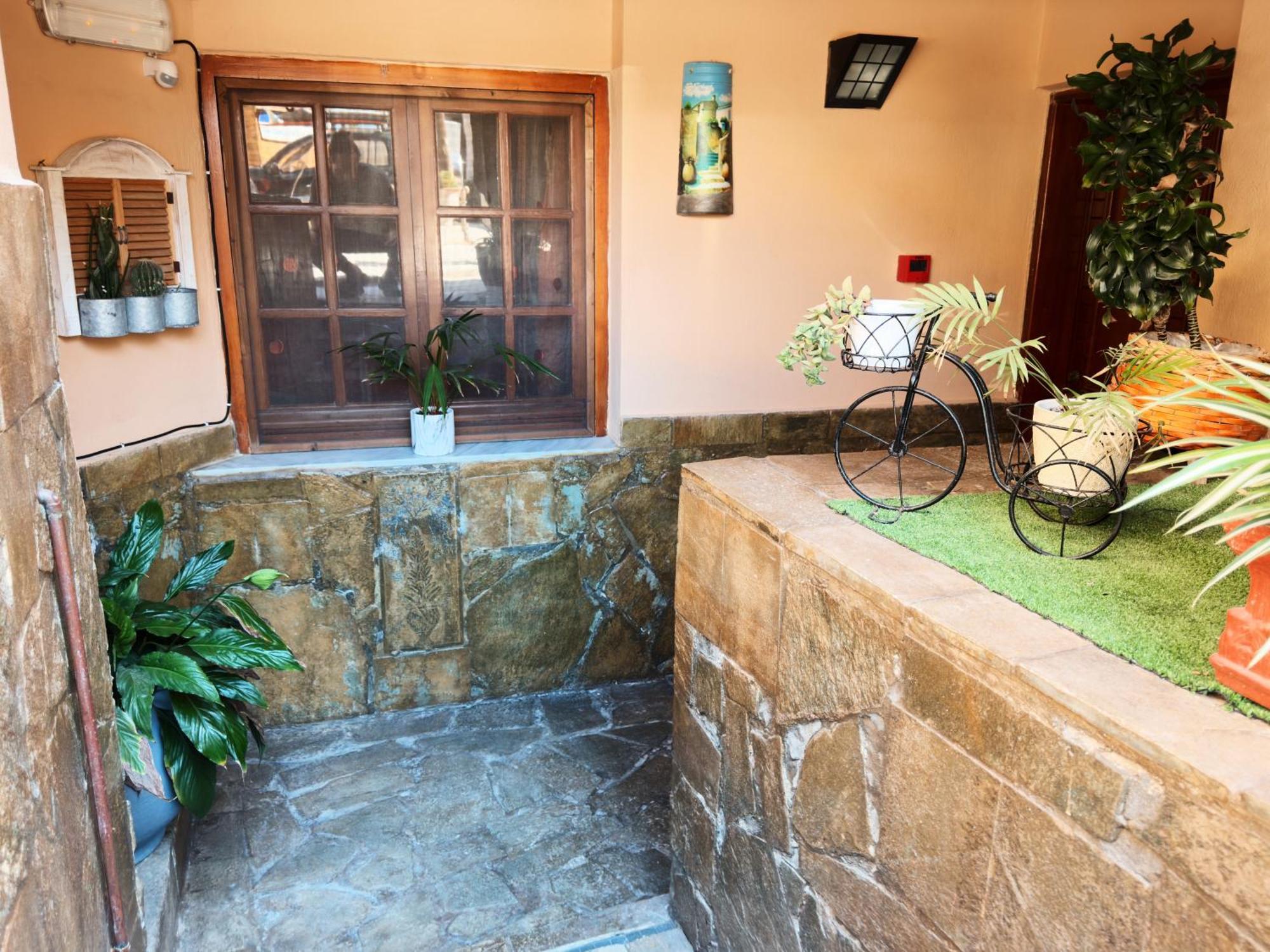 Villa Eleni Seaside Apartments Platanés 外观 照片