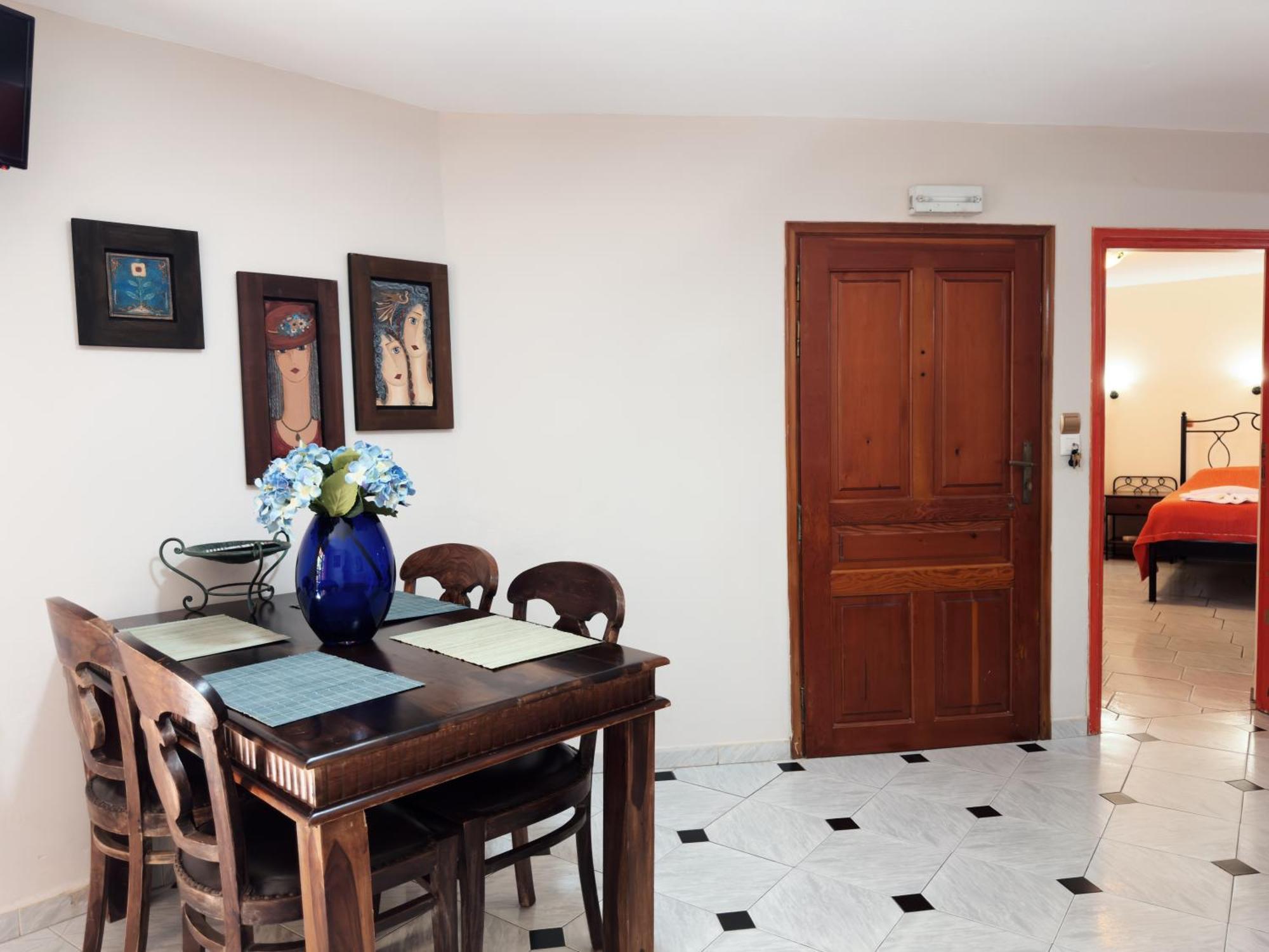 Villa Eleni Seaside Apartments Platanés 外观 照片