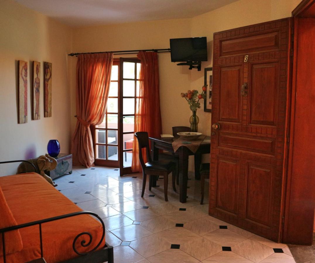 Villa Eleni Seaside Apartments Platanés 外观 照片